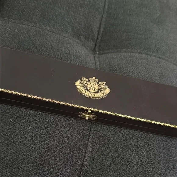 Juicy Couture Vintage Charm Bracelet (gold) - Picture 2 of 7